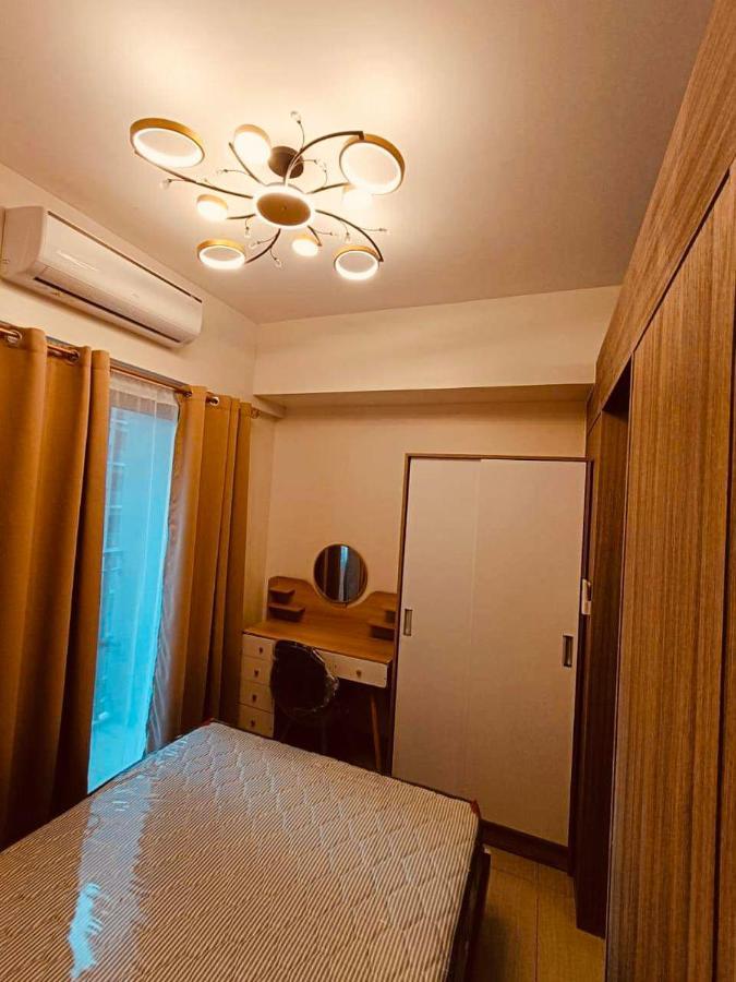 Shore 2 Residences, Tower 3, Moa Complex, Pasay City, Philippines Esterno foto