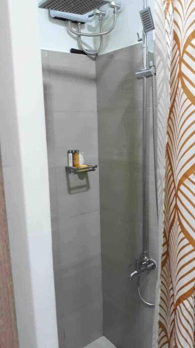 Shore 2 Residences, Tower 3, Moa Complex, Pasay City, Philippines Esterno foto